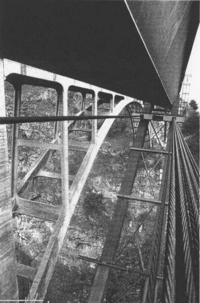 File:3GueurozJournaldelaConstruction.jpg