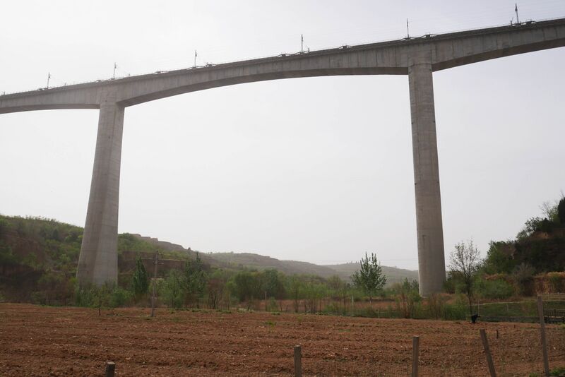 File:DayuheRailwaySky2.JPG