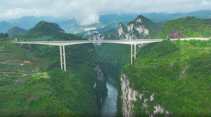 File:LiuguanheHighDrone.jpg