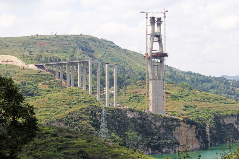 File:WuzuoheWestTowerLonglens2.jpg