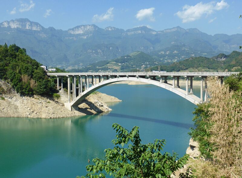 File:7FurongjiangAreaBridgebyJohnMorrison.jpg