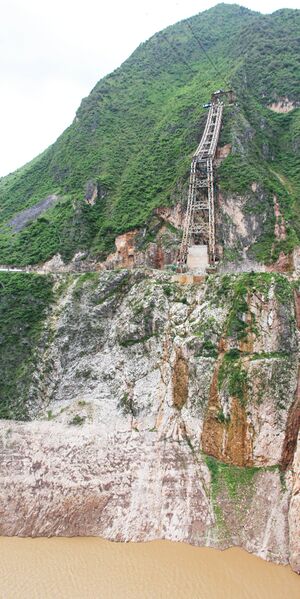 File:LancanjiangRailwayPanorama.jpg