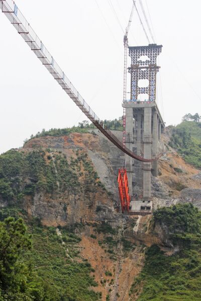 File:338Zongxihe2014Footbridge&Canyon.jpg
