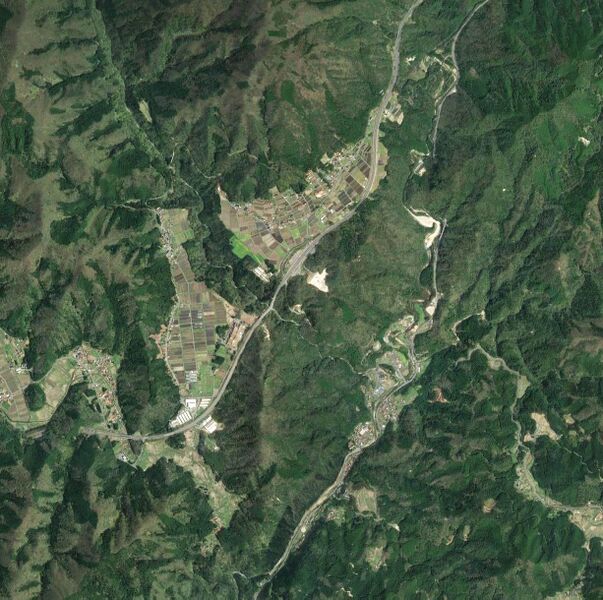 File:FukatanigawaSatelliteWide.jpg