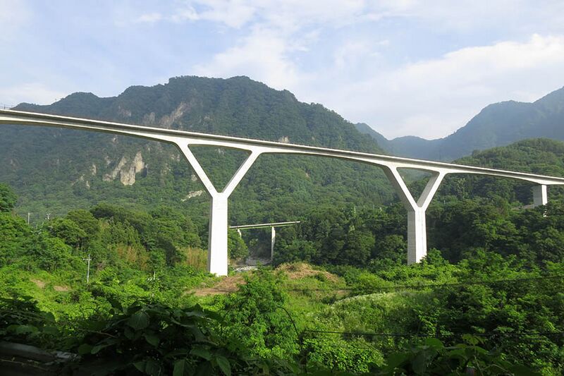 File:MaruiwaBridge.jpg