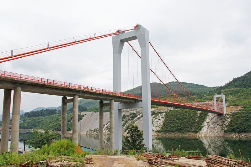 File:WujiangSuspensionFromShoreline.jpg