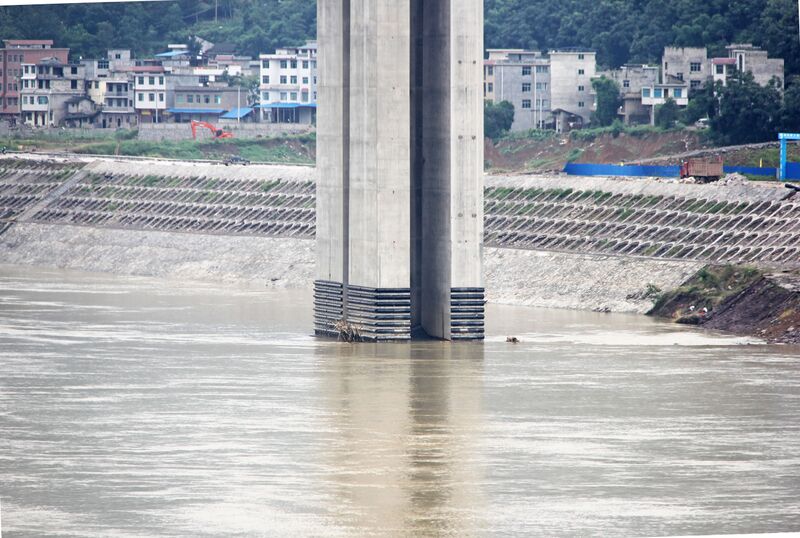File:223XiaojiangWujiangG56PierBase.jpg