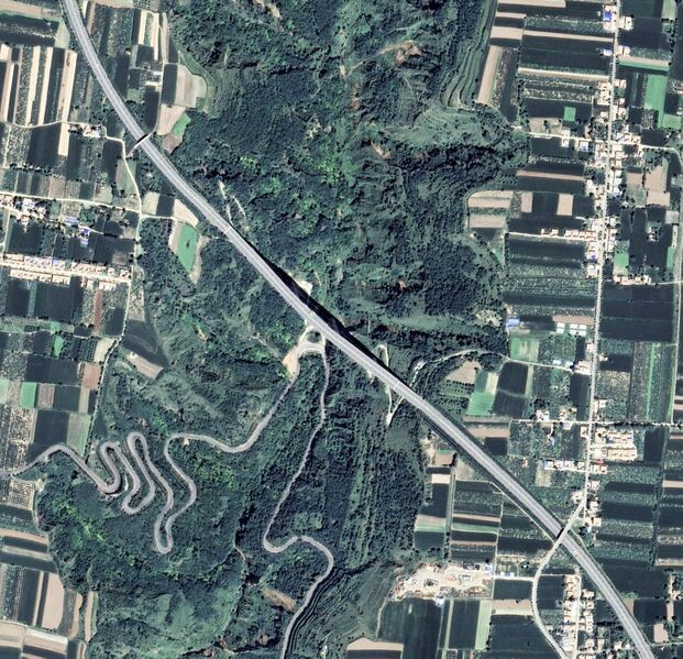 File:Xiaohuagou Satellite.jpg