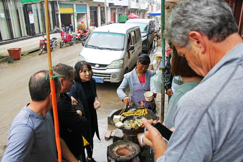 File:YachiheRailwayLunch.jpg