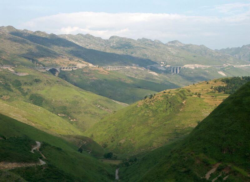 File:3Beipanjiang2009HwyArch.jpg