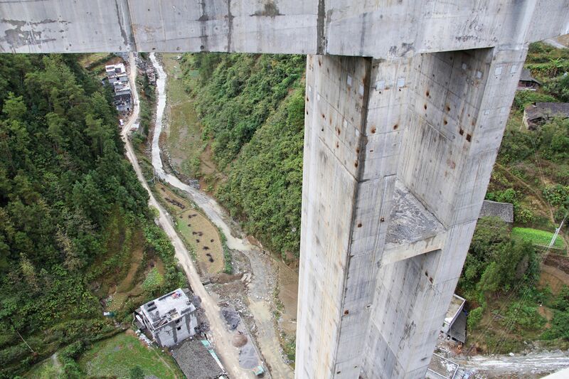 File:DaqiPierTop.jpg