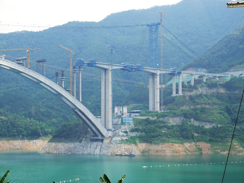 File:LongtanWestSide.JPG