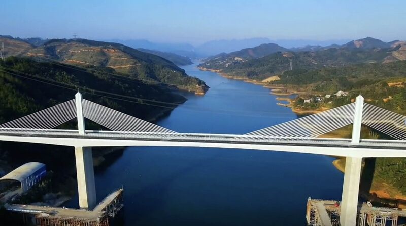 File:Nanpanjiang bridge BadaheSideDrone.jpg
