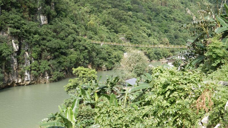 File:HuajiangChainNewReservoirTrees.jpg