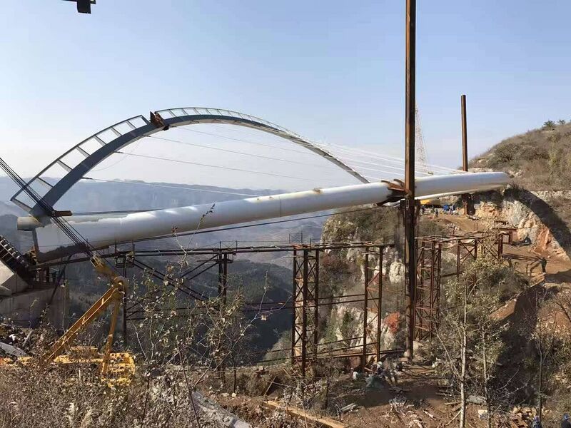 File:ZiboTanxiMountainGlassFootbridgeConst11.JPG