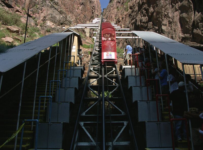 File:73RoyalGorgeIncline.jpg