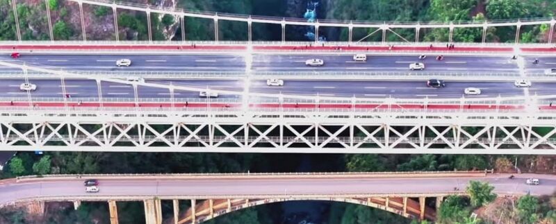 File:Malinghe Bridge JinzhouDrone Deck.jpg