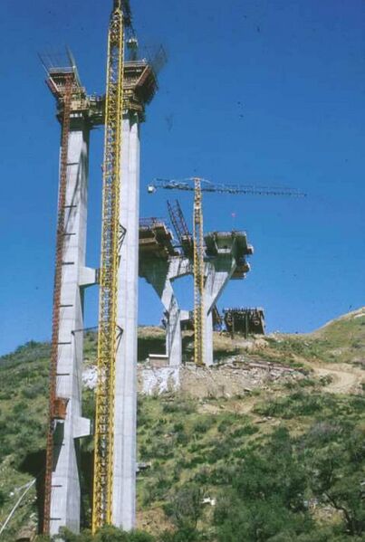 File:PineValleyPierShaft.jpg