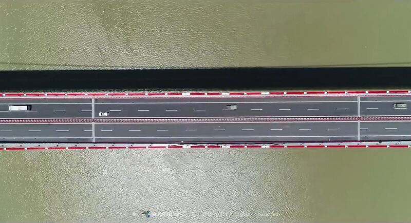 File:XingkangDownDeckView.jpg