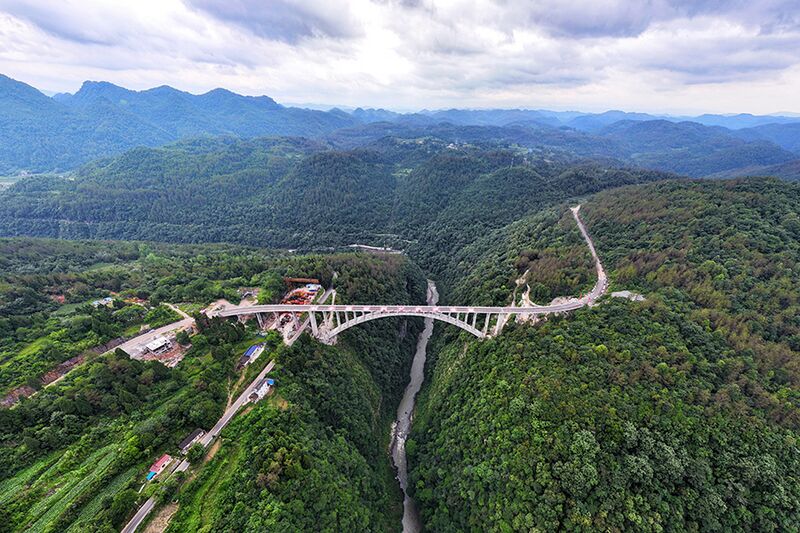 File:NiuluheHighDrone.jpg