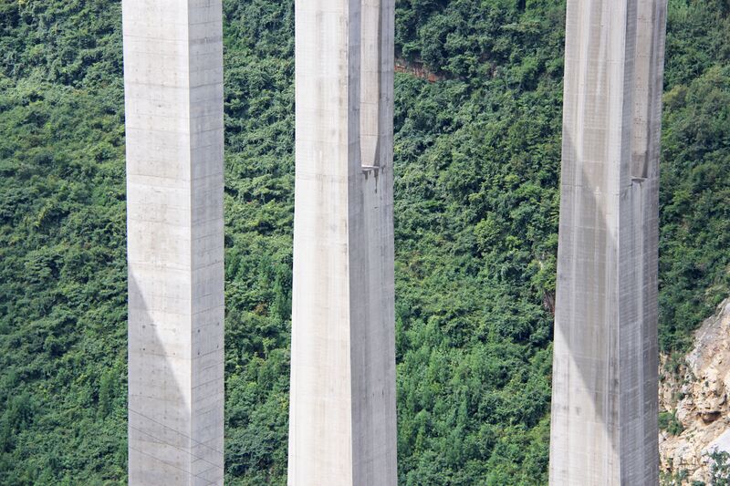 File:TianCenterPiers.jpg