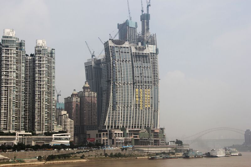 File:383Raffles City ChongqingSkyline copy.JPG