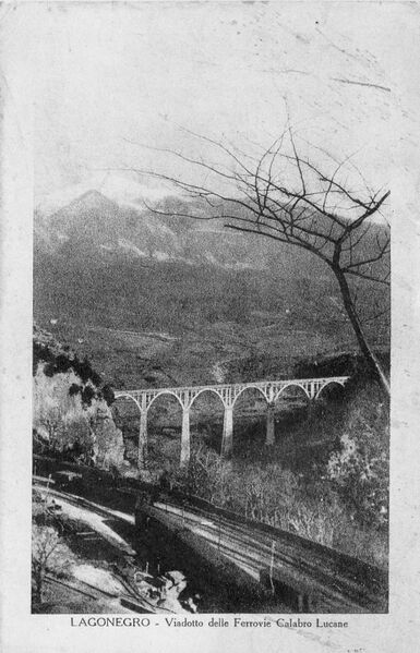 File:LagonegroPostcard3.jpg