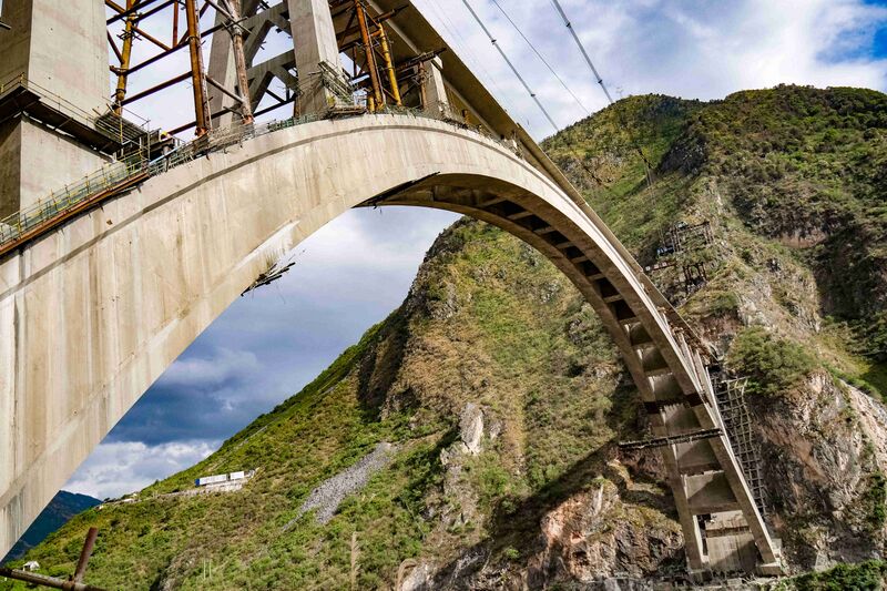 File:Lancangjiang Railway Bridge Darui36.jpg