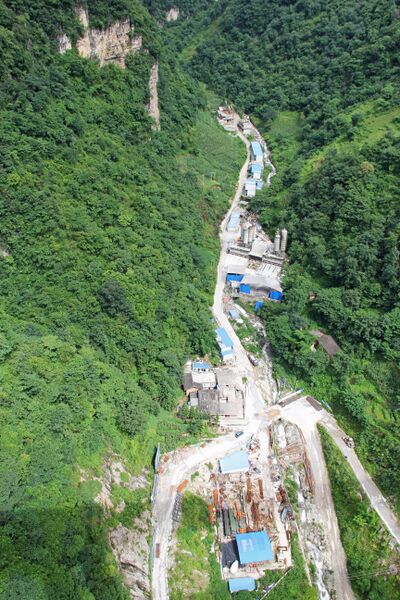 File:NiujiagouValleyCreek2.jpg