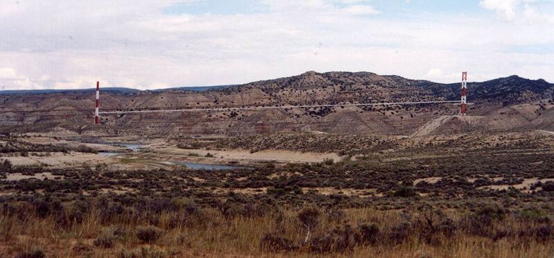 File:1FlamingGorgePipeline.jpg