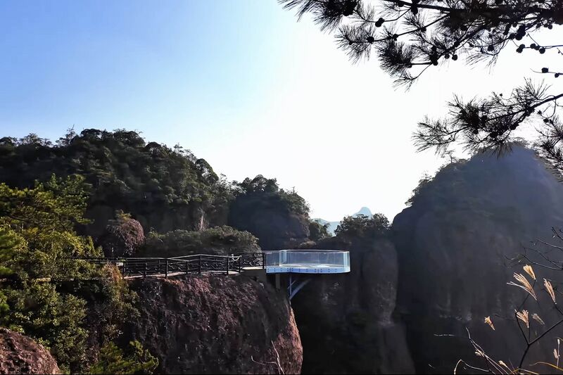 File:Taiji Glass PlatformSunView.jpg