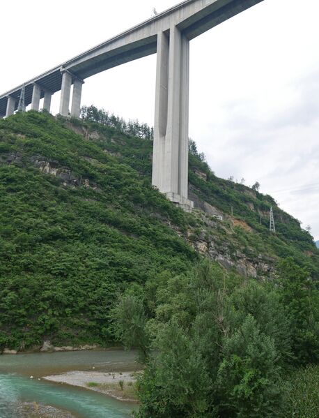 File:FuxingCliff3.JPG