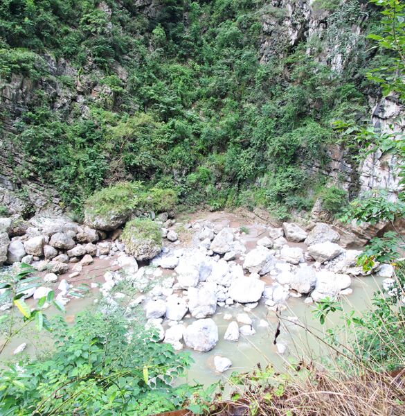 File:BeipanjiangBottomRocks Panorama.jpg
