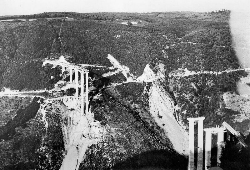 File:57SfalassaBridge.jpg