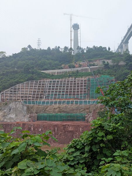 File:Caijiagou Railway Bridge YifuTallestFoundation.jpg