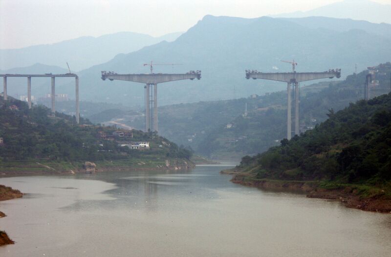 File:Longhe.jpg