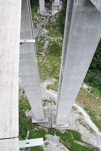 File:MayangouPierBase.jpg
