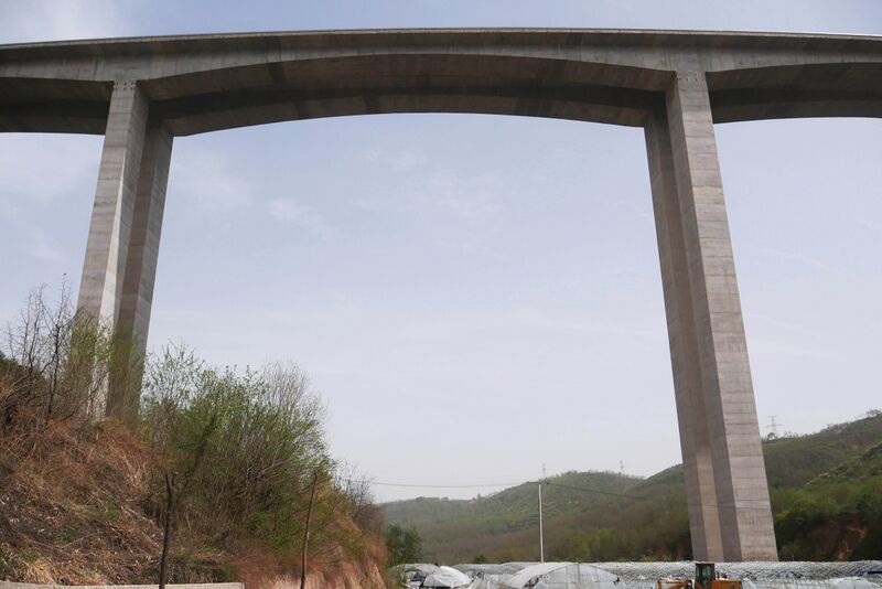 File:SunjiaheBlue.JPG
