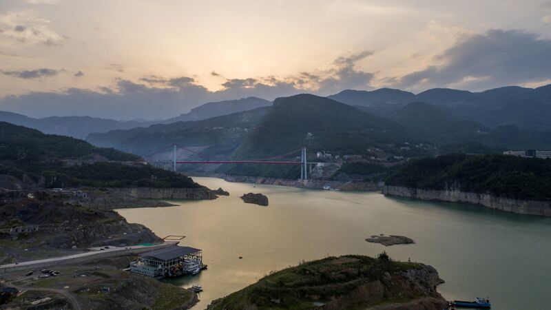 File:Qingjiang Bridge Shuibuya 03.jpg