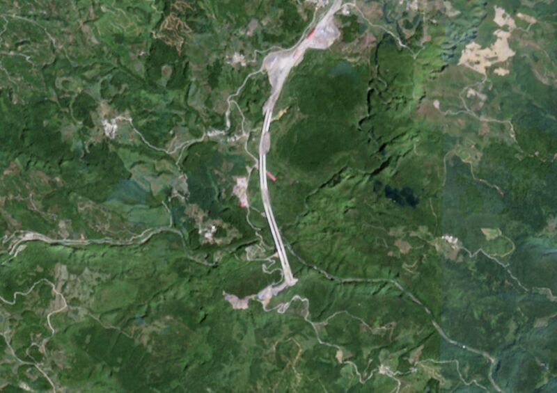 File:TianchaheSatellite.jpg