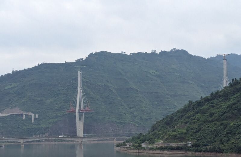 File:JinshajiangXinshiFarView.jpg