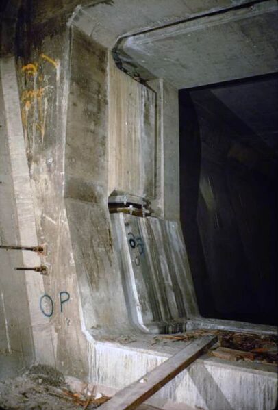 File:PineValleyInterior.jpg