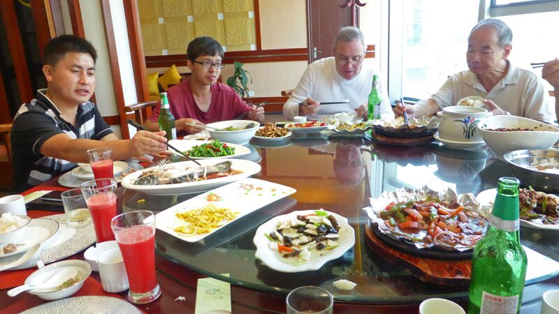 File:312XiuwenMealByFilmer.jpg