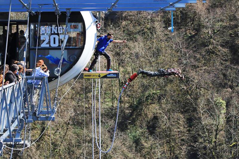 File:Bungy207PlatformImageBySkyBridgeAJHackett.jpg