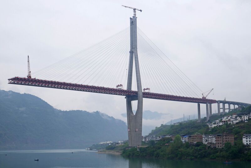 File:Jinshajiang Bridge XinshiLonglensCloudy.JPG