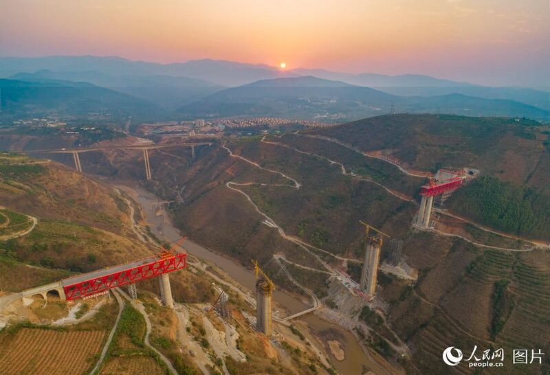 File:YuanjiangRailDrone.jpeg