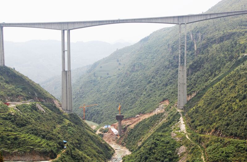 File:160ZhuchangheHighway&Railway.jpg