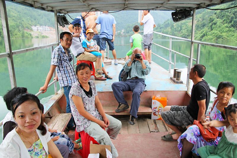 File:87MashuiheViaductBoat&Richard.jpg