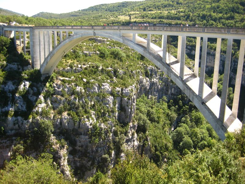 File:ArtubyPont2.JPG