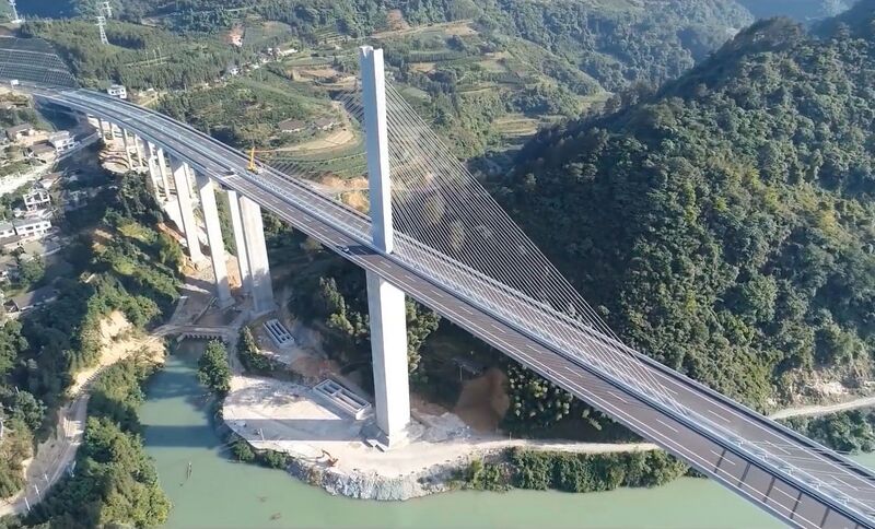 File:JinjiangCableDrone.jpg